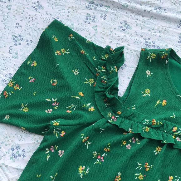 EUC Lauren Conrad cold shoulder summer dress - Picture 3 of 9